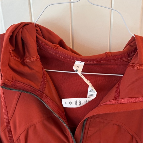 lululemon athletica Red Jacket w Hood - Picture 3 of 3